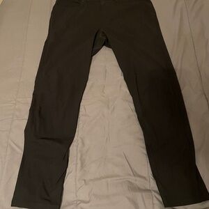ABC Slim-Fit 5 Pocket Pant 31"L Warpstreme